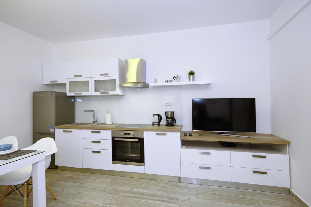 First Floor Zadar Apartment Kültér fotó