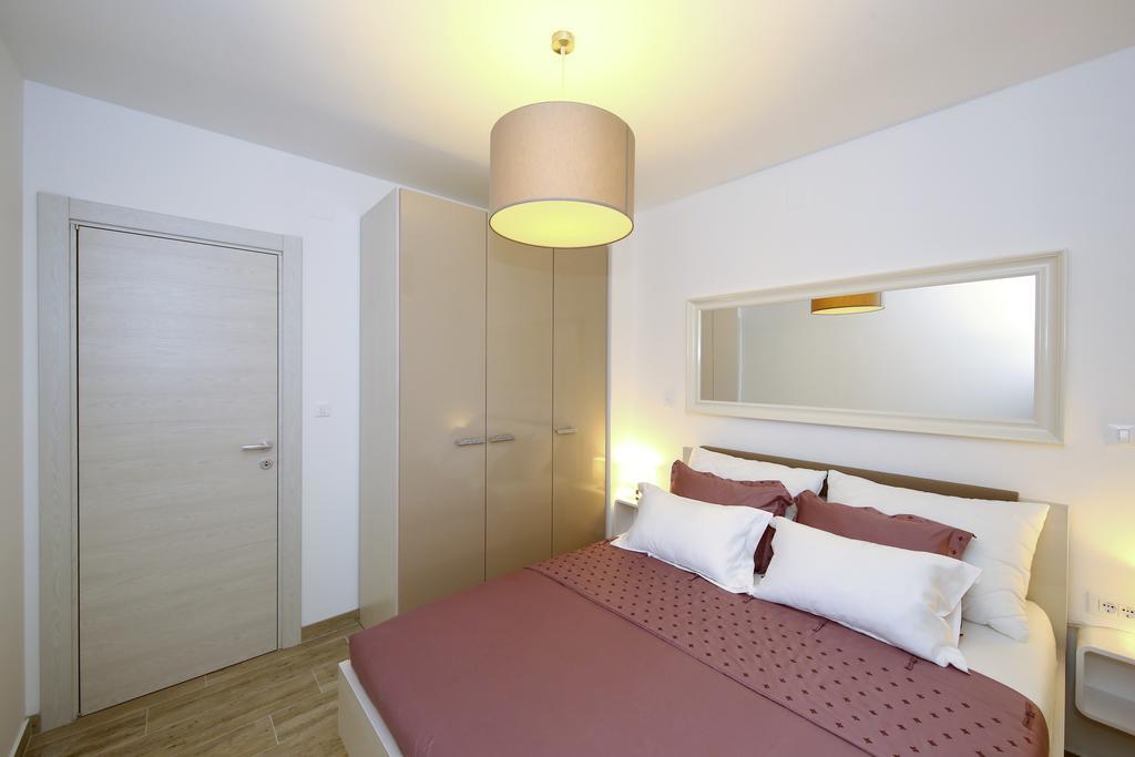 First Floor Zadar Apartment Kültér fotó