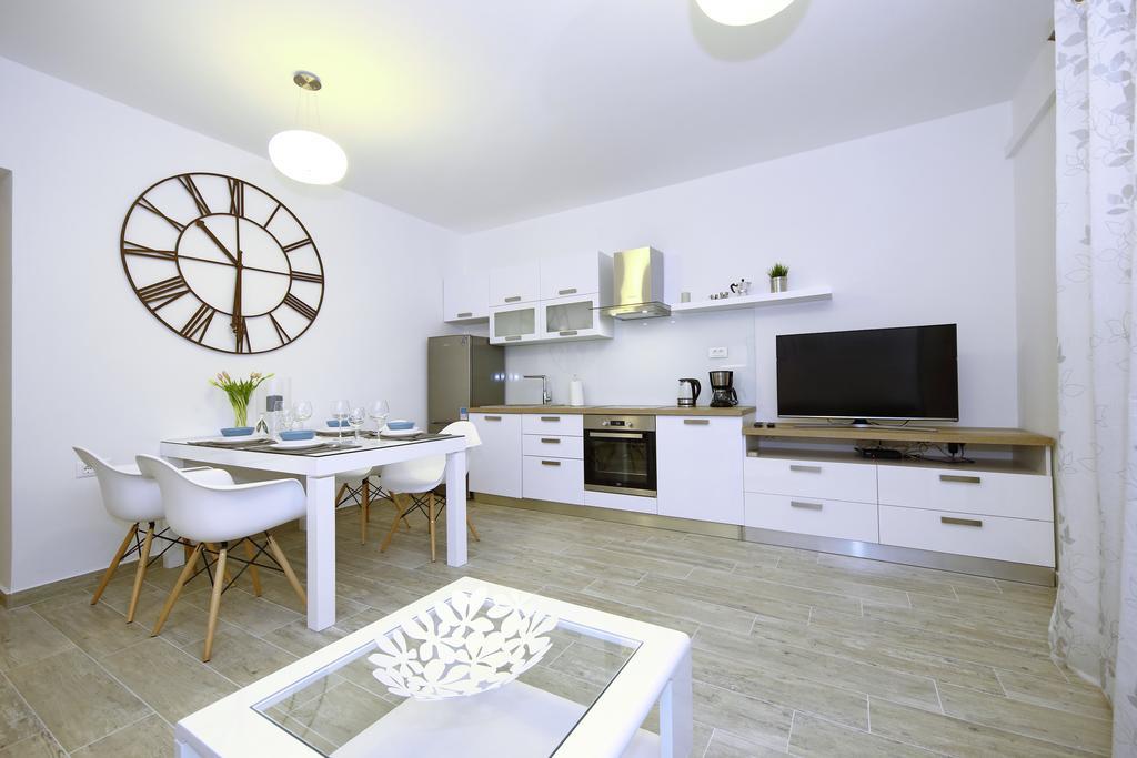 First Floor Zadar Apartment Kültér fotó