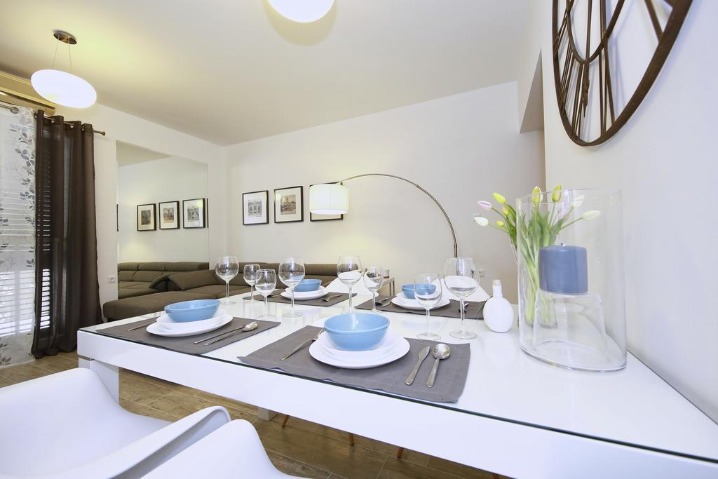 First Floor Zadar Apartment Kültér fotó