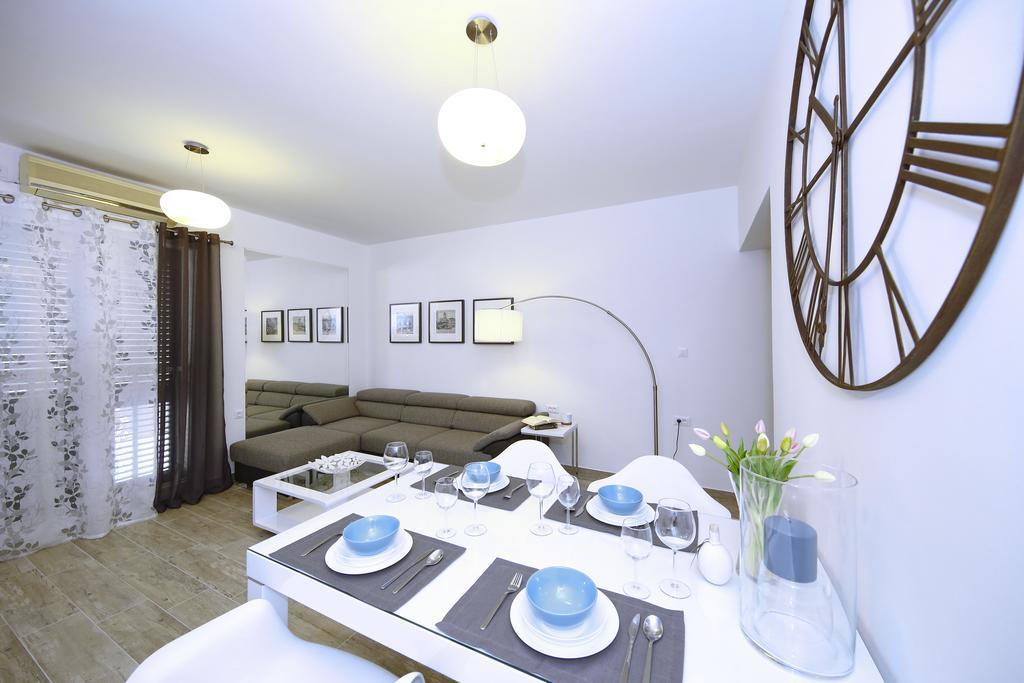 First Floor Zadar Apartment Kültér fotó