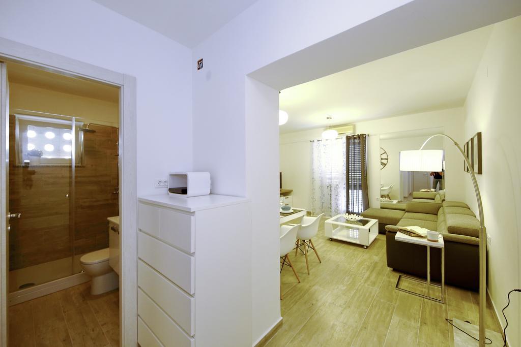 First Floor Zadar Apartment Kültér fotó